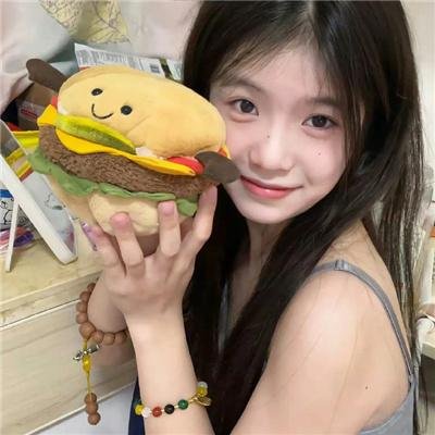 肮脏的黑袋子